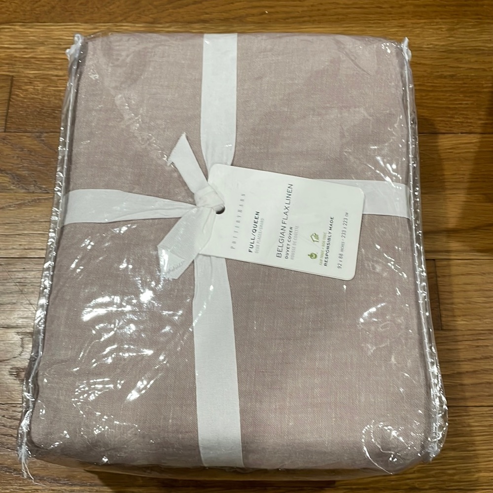 Brand new Pottery Barn Belgian Flax Linen Duvet Cover Full/Queen